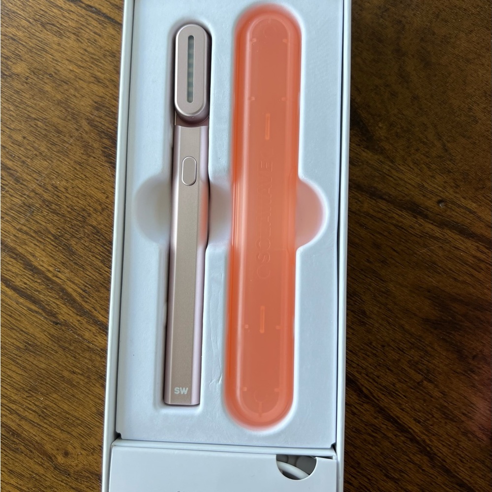 Solawave Radiant Renewal 4-in-1 Skincare Wand with box - Picture 2 of 6
